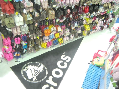 crocs